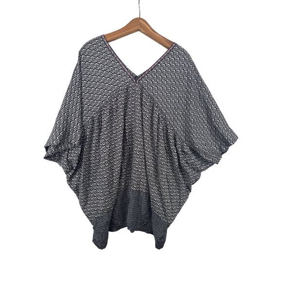 Umgee Womens Top Sz S/M Black Geometric Print Oversized Tunic Boho Beachy Resort - Picture 2 of 10